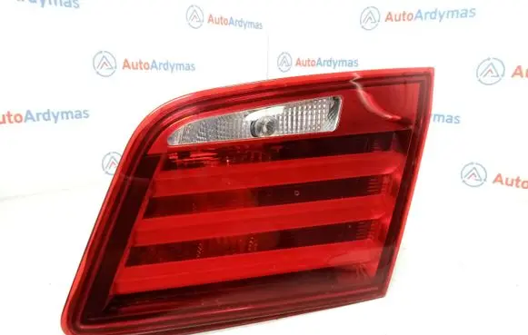 BMW 5 F10 F11 Tailgate rear/tail lights 63217203226