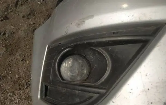 Front bumper lower grill