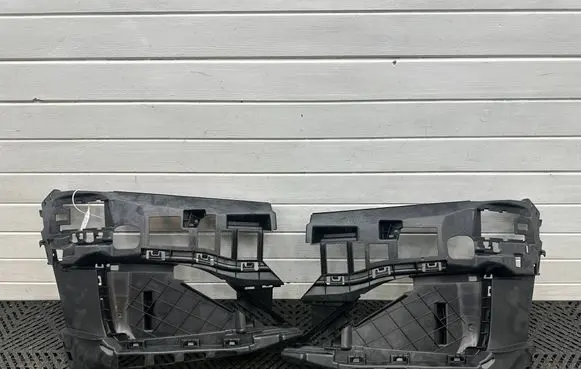 BMW 7 G11 G12 Front bumper mounting bracket 7475185 542289 02C3040506