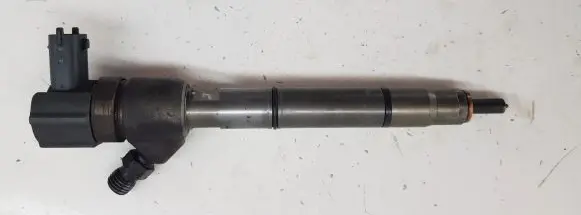 KIA Sportage Fuel injector 338002A800 0445110411