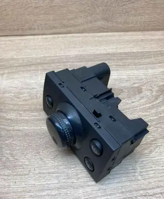 Light switch