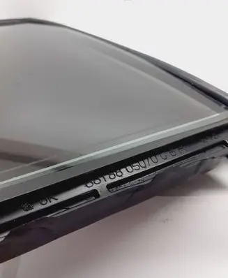 Toyota Avensis T270 Rear vent window glass 6818805070