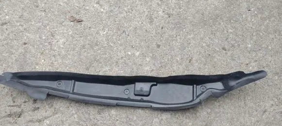 Mercedes-Benz GLA H247 Fender foam support/seal 2478891700