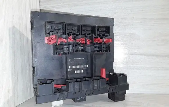Volkswagen PASSAT B6 Comfort/convenience module 3C0937049AE