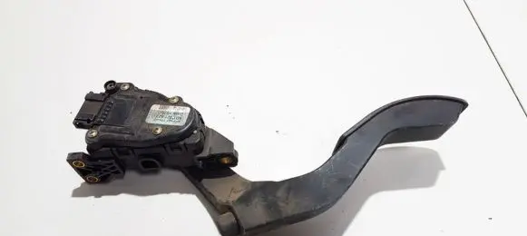 Audi A4 S4 B5 8D Accelerator throttle pedal 8D1721523 007770-07