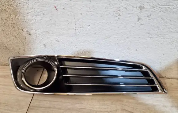 Audi A8 S8 D4 4H Front bumper lower grill 4H0807680H