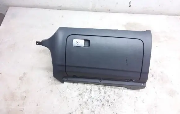 Volkswagen Golf V Glove box 1K1857290