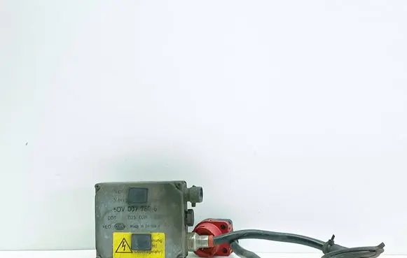 Volkswagen PASSAT B5.5 Headlight ballast module Xenon 5DV00776061