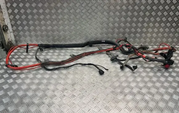 Positive cable (battery)