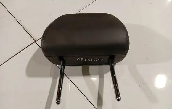 Opel Signum Front seat headrest