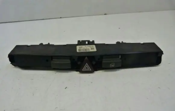 Opel Zafira B Hazard light switch