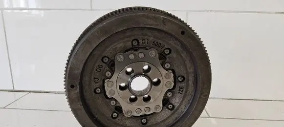 Volkswagen Touran I Flywheel QT5007 937 YJ06