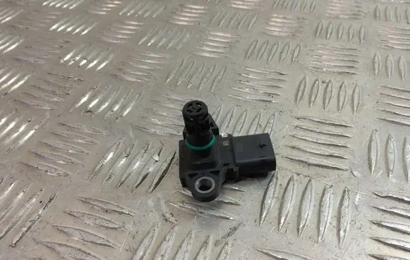 BMW M5 Air pressure sensor 7843531