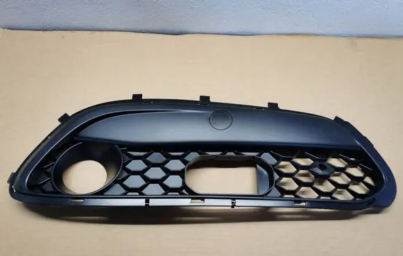 Alfa Romeo Stelvio Front bumper lower grill 156114914DAN 156114914