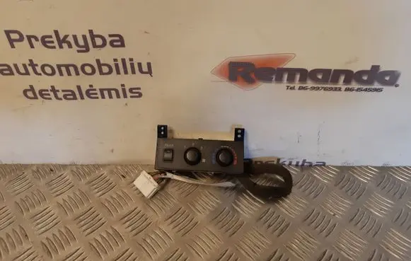 Mitsubishi Pajero Climate control unit