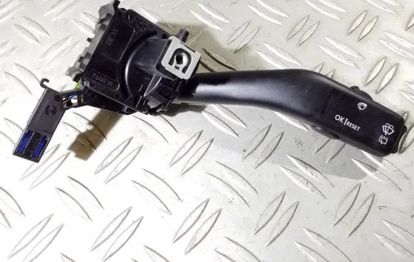 Skoda Octavia Mk2 (1Z) Wiper control stalk 1K0953519A ANP80H024A