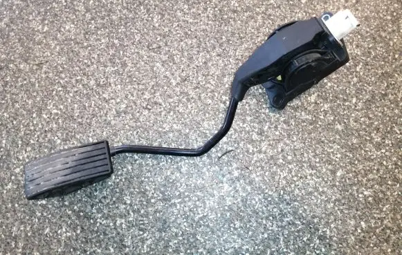 Peugeot 407 Accelerator throttle pedal 9644939680 0280752241