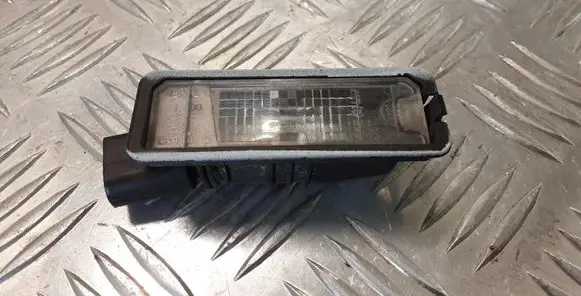 Volkswagen Golf VI Number plate light 1K8943021
