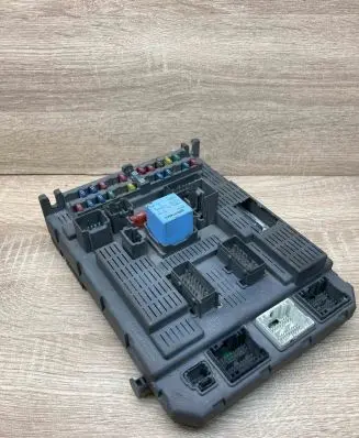Citroen C5 Fuse box set 9646226880