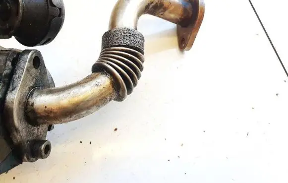Audi A6 S6 C5 4B EGR valve line/pipe/hose 038131521aj
