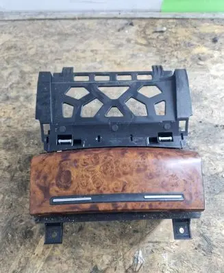 Ashtray (front)
