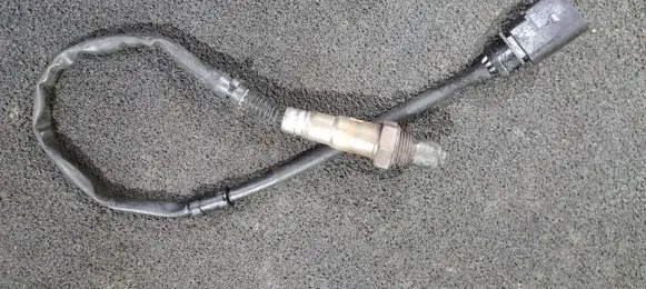 Volkswagen Scirocco Lambda probe sensor 06k906262t 0258010390