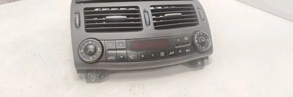 Mercedes-Benz E W211 Climate control unit A2118300685 A2118300054 2118300685