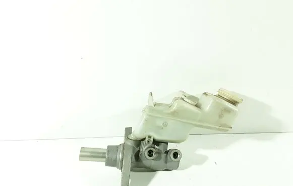 Toyota Yaris Master brake cylinder 03350887761 05XPC9 03350887771