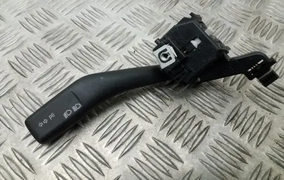 Volkswagen Golf V Indicator stalk 1K0953513