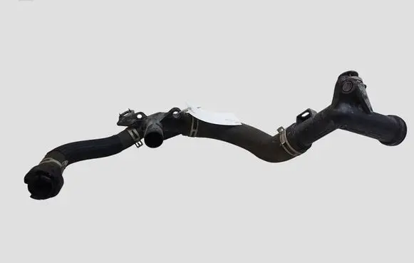 Peugeot 308 Engine coolant pipe/hose 9671124980 9684589080