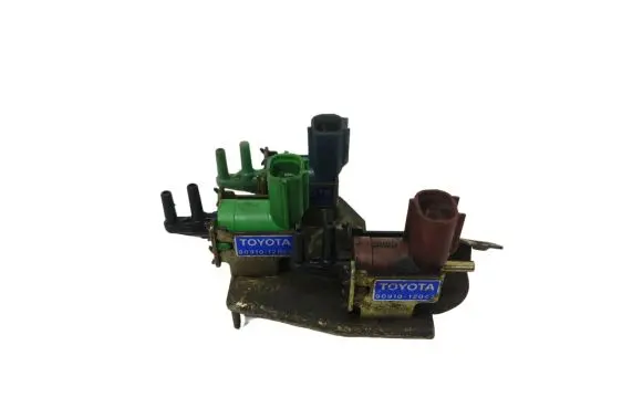 Toyota Corolla E90 Turbo solenoid valve 9091012047 9091012065