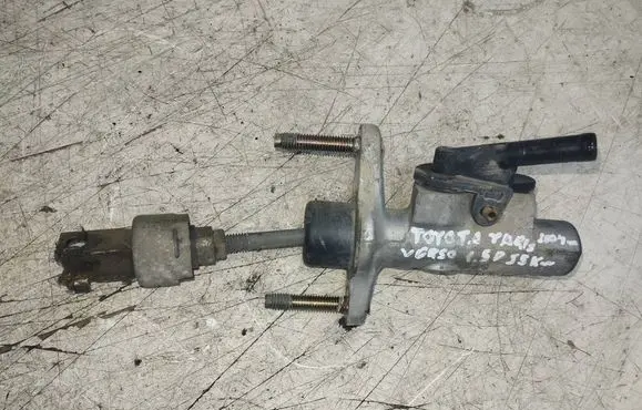 Toyota Yaris Verso Clutch master cylinder 