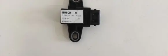 KIA Sorento Airbag deployment crash/impact sensor 0265005142 03228 0024149