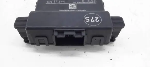 Volkswagen Golf V Gateway control module 1K0907530E 1K0907951