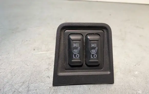 Mitsubishi Outlander Seat heating switch 8050A215ZZ
