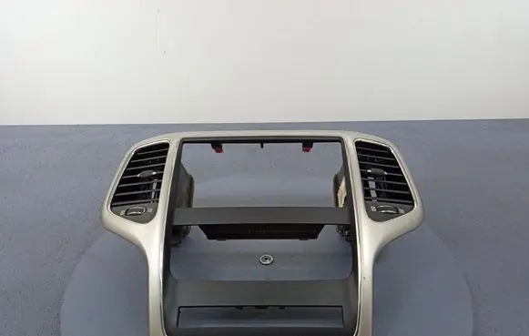 Jeep Grand Cherokee Side skirt rear trim 00007408