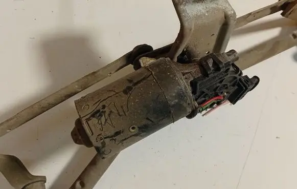 Peugeot 206 Wiper motor 