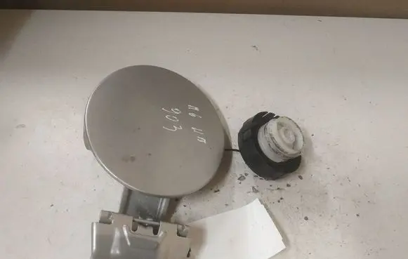 Mazda 6 Fuel tank filler cap