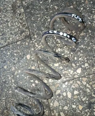 Citroen C4 I Rear coil spring 