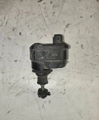 Nissan Terrano Headlight level adjustment motor 260567F001