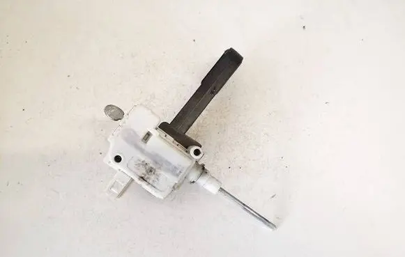 Mercedes-Benz C W203 Central locking motor 