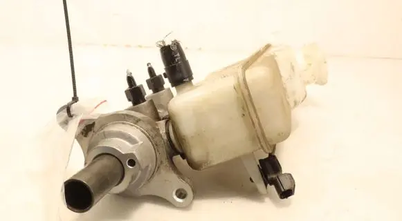 Hyundai Tucson TL Master brake cylinder DT36