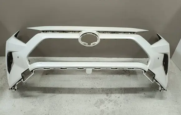 Toyota RAV 4 (XA50) Front bumper 