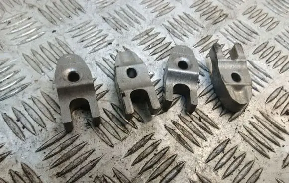 Fuel Injector clamp holder
