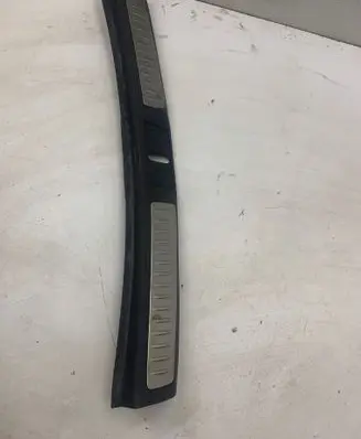 Toyota Avensis T270 Trunk/boot sill cover protection 5838705110