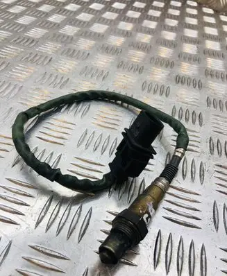Mercedes-Benz E W211 Lambda probe sensor 0035427018