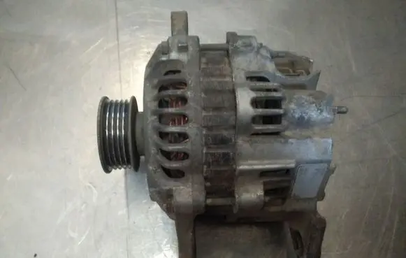 Subaru Forester SF Generator/alternator 23700AA280