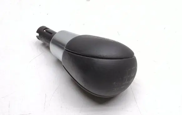 Volvo V60 Gear lever shifter trim leather/knob 1009693
