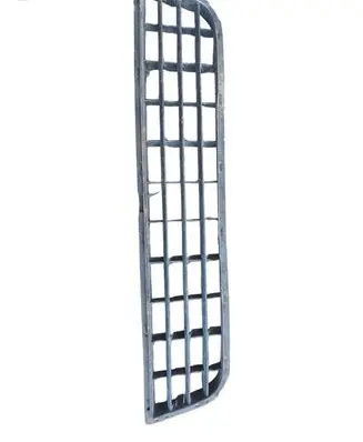 Audi A6 S6 C5 4B Front bumper lower grill 4B3807647