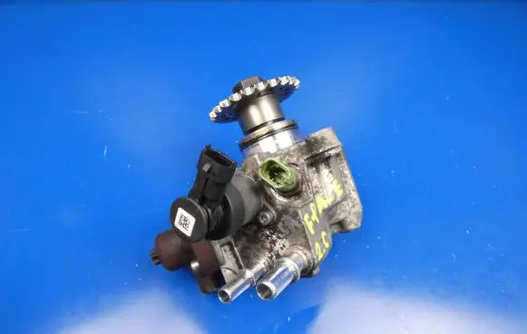 Jaguar F-Pace Fuel injection high pressure pump G4D39B395AA 0445010706 04160930